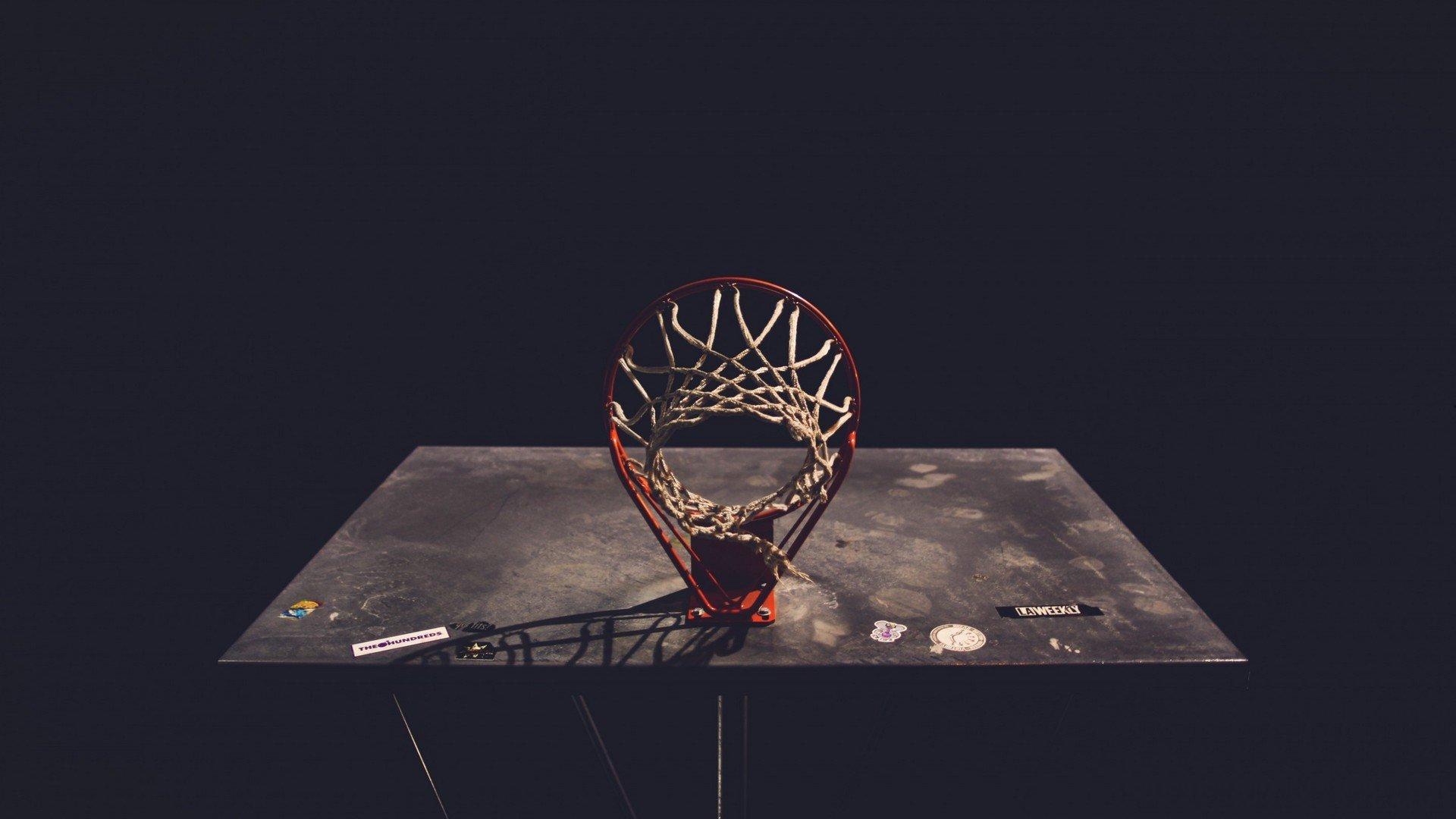 凯尔特人内线支柱波尔津吉斯因病仅出战13分钟,马祖拉寄望G2强势回归