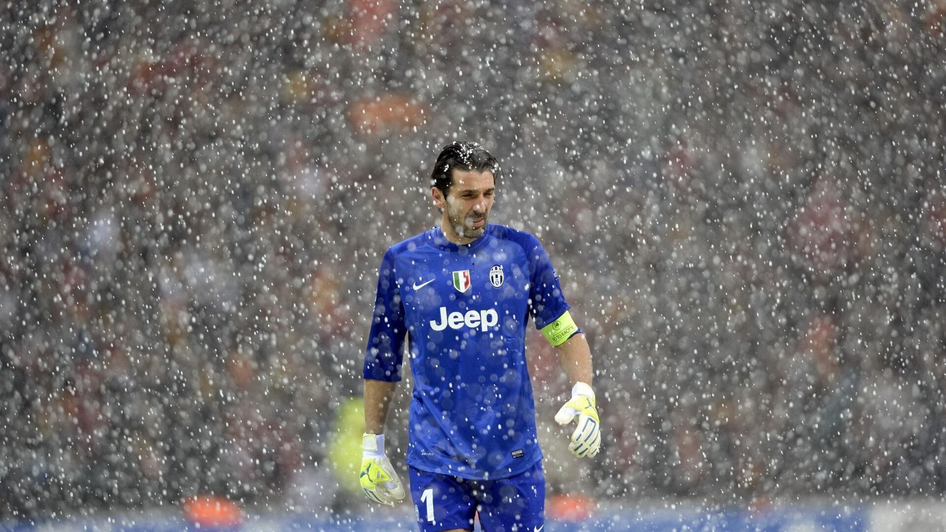 重磅官宣在即！罗马诺确认，利物浦与勒沃库森达成协议，维尔茨度假归来即完成签约