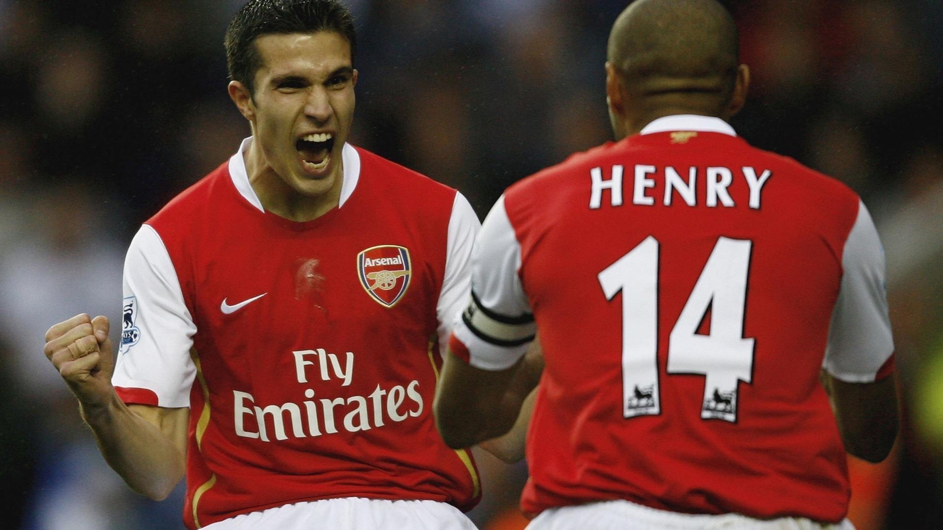 加维盛赞阿隆索执教能力，强调特尔施特根仍是巴萨第一队长